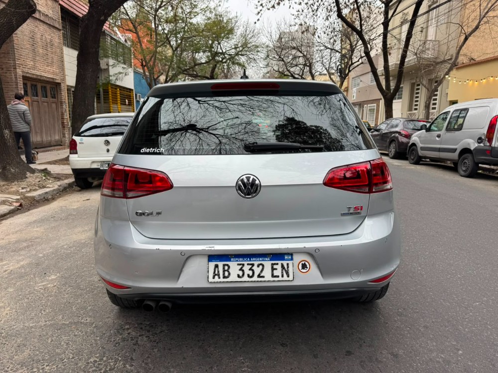 Volkswagen Golf Highline — foto 2